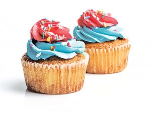 #45_500P_Da-Paolo-Gastronomia-Double-topped-butter-cupcake