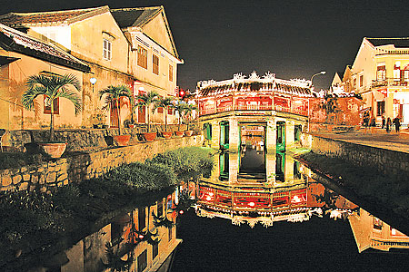 Travel UNESCO World Heritage Sites Hoi An, Vietnam