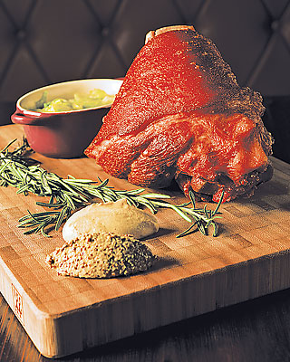 Food Bar-Roque Grill Amara Hotel Pork Knuckle