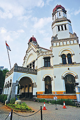 #49 Travel Semarang Colonial European architecture