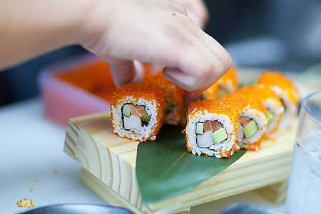 sushi bar where japanese affordable restaurant dining eatery cosy review