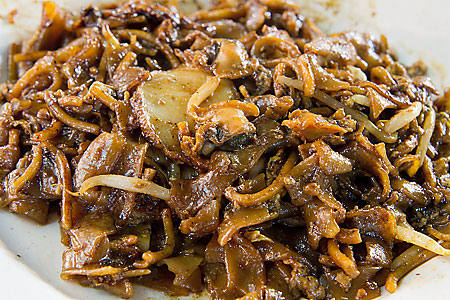 Local food hawker singaporean favourite dining family dinner lunch snack Kway Teow