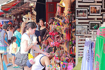 Singapore favourite destination bangkok shopping top places singaporean travel