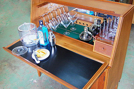 Bar Table