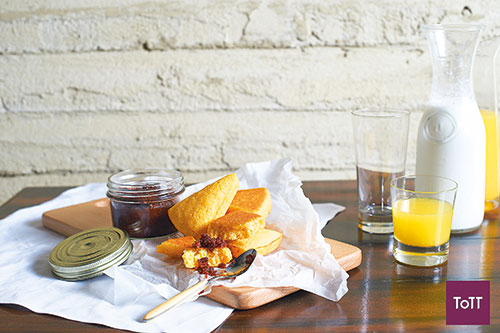 #64_food_Cornbread-Wedges-With-Bacon-Jam